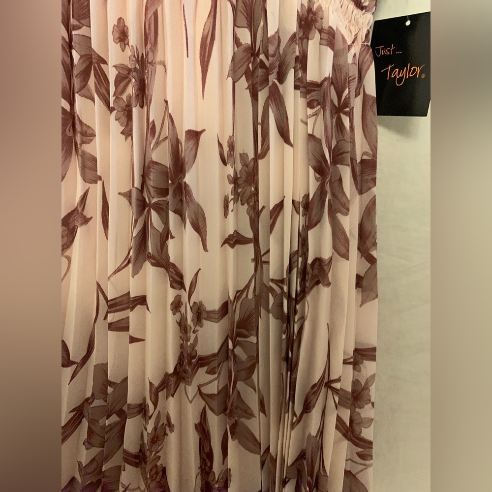 ✨⚡️💥New Taylor Dress Size 4 - (M) Floral Blush/Rose Pink - Picture 7 of 11
